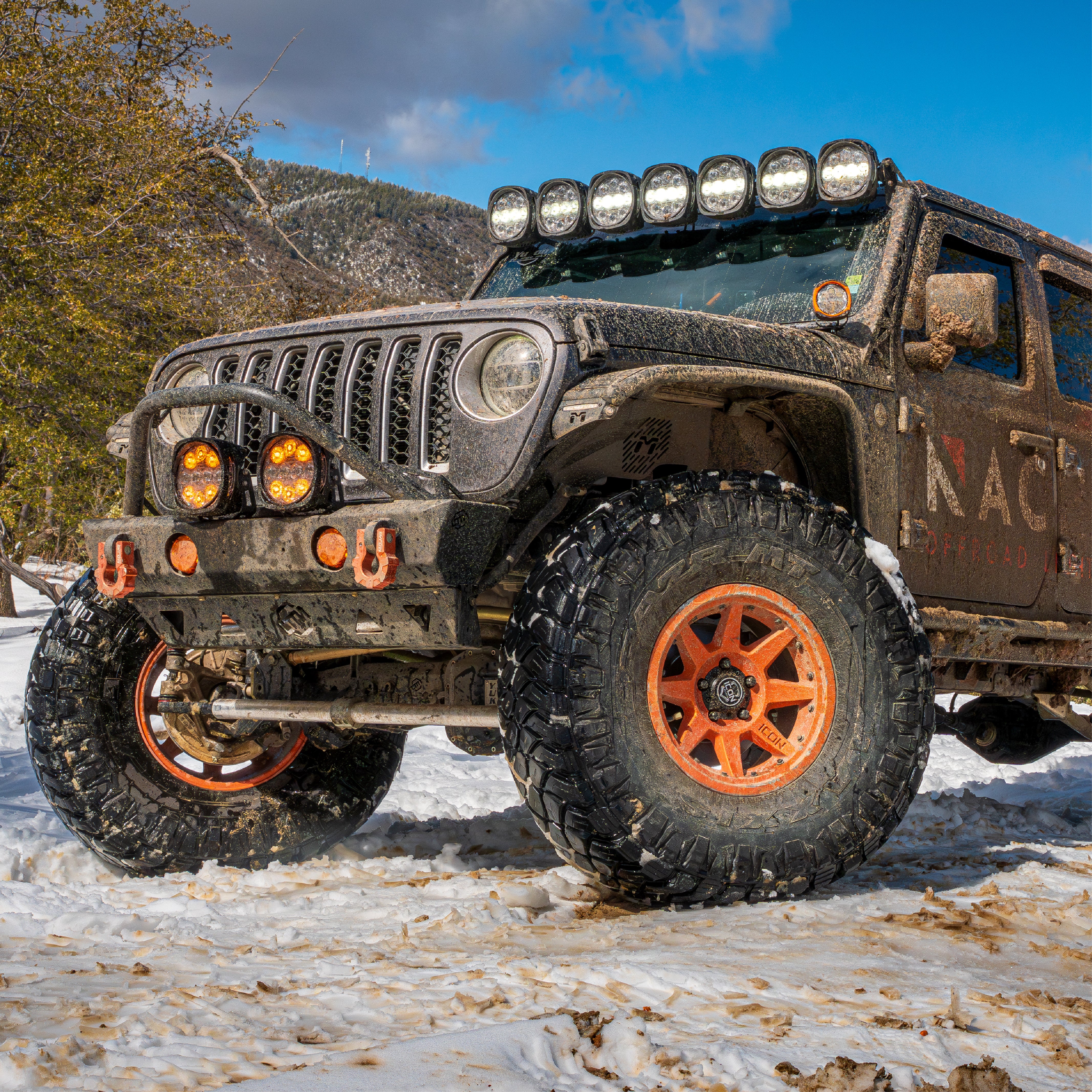 Grande Amber White Lifestyle